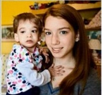 20 нас хүрсэн ч нялх хэвээрээ нэгэн охин